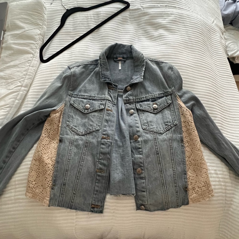 Free people Denim jacket with lace